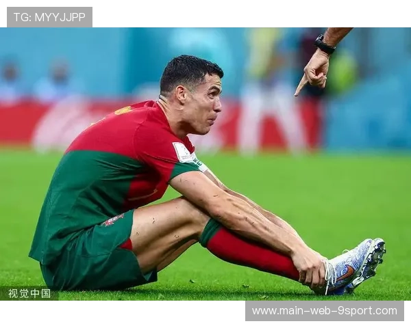 拜仁追C罗式绝对冲击:为何这笔交易让全世界疯狂 拜仁追C罗式绝对冲击:为何这笔交易让全世界疯狂