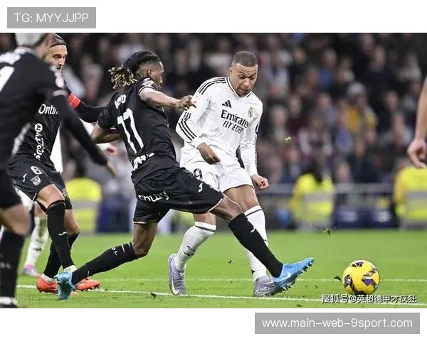 皇马瞄准拜仁26岁中卫，2进2出价值1.1亿球队升级，皇马1-9拜仁