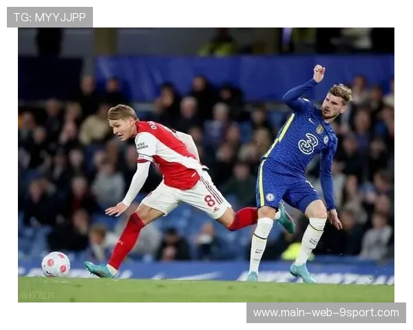 金色侦察机德甲“冷落”，高薪难换上场权——一个职业球员的自我救赎与拯救之路