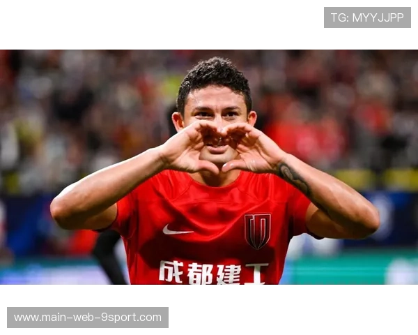 艾克森在成都蓉城内部赛完成远射,竞技状态回升 艾克森在成都蓉城内部赛完成远射,竞技状态回升